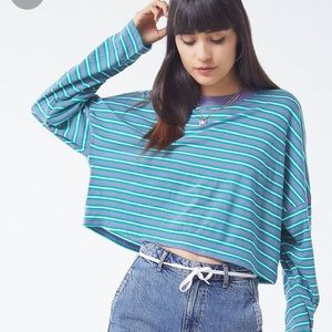 BLUE STRIPED UO CROP TOP